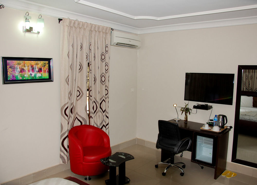 Primal Aparthotel Ikoyi Lagos Exterior photo