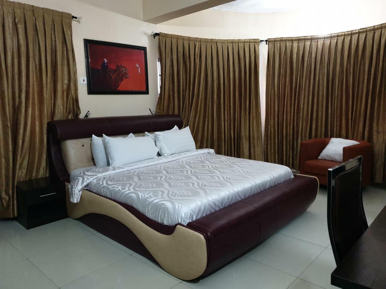 Primal Aparthotel Ikoyi Lagos Exterior photo